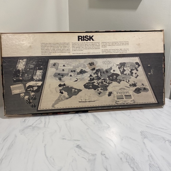 Vintage 1975 Risk board game 
Excellent condition! - Picture 3 of 8
